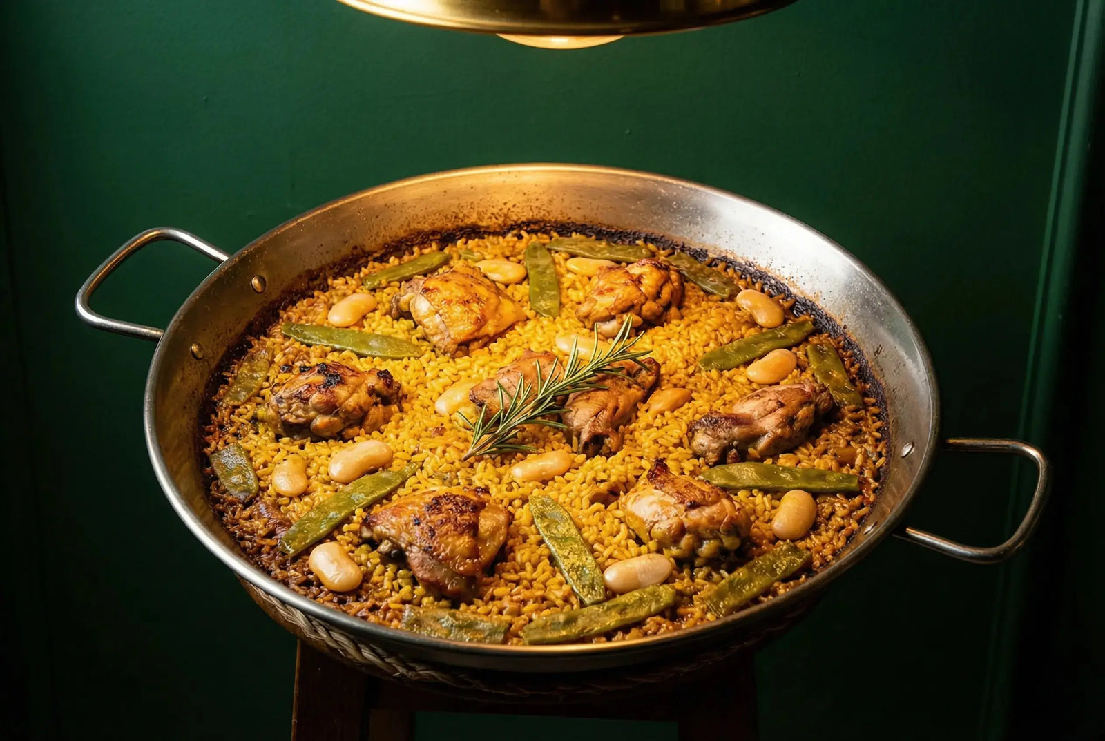 Cómo hacer la auténtica paella valenciana (y no arroz con cosas) Escuina