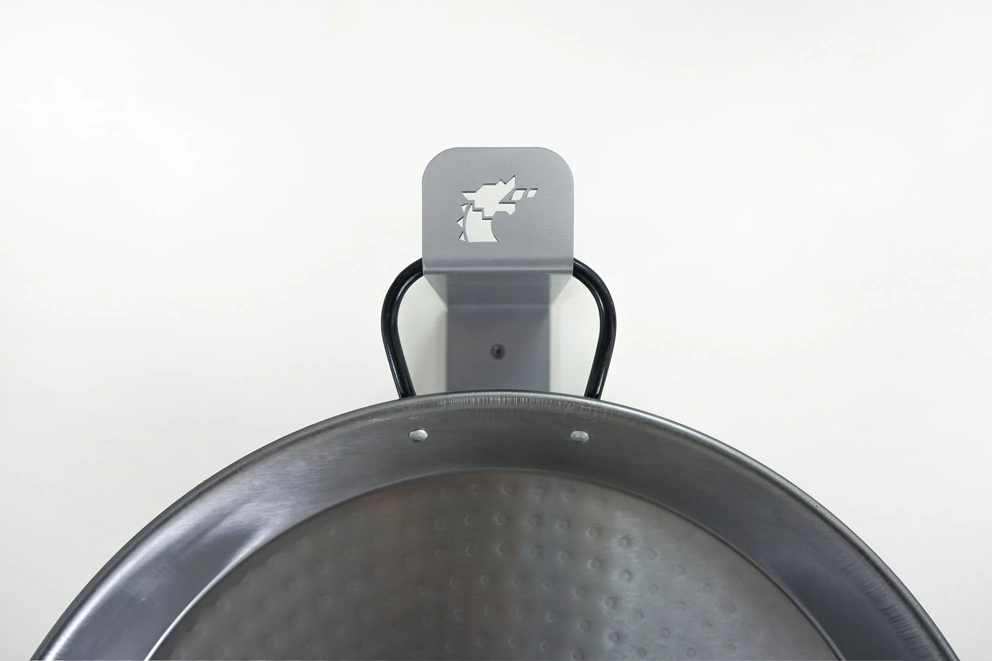 detalle colgador paellas flamesVLC